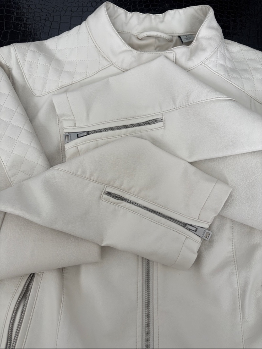 Levi's White Women's Moto Leather Jacket faux large - Picture 7 of 9